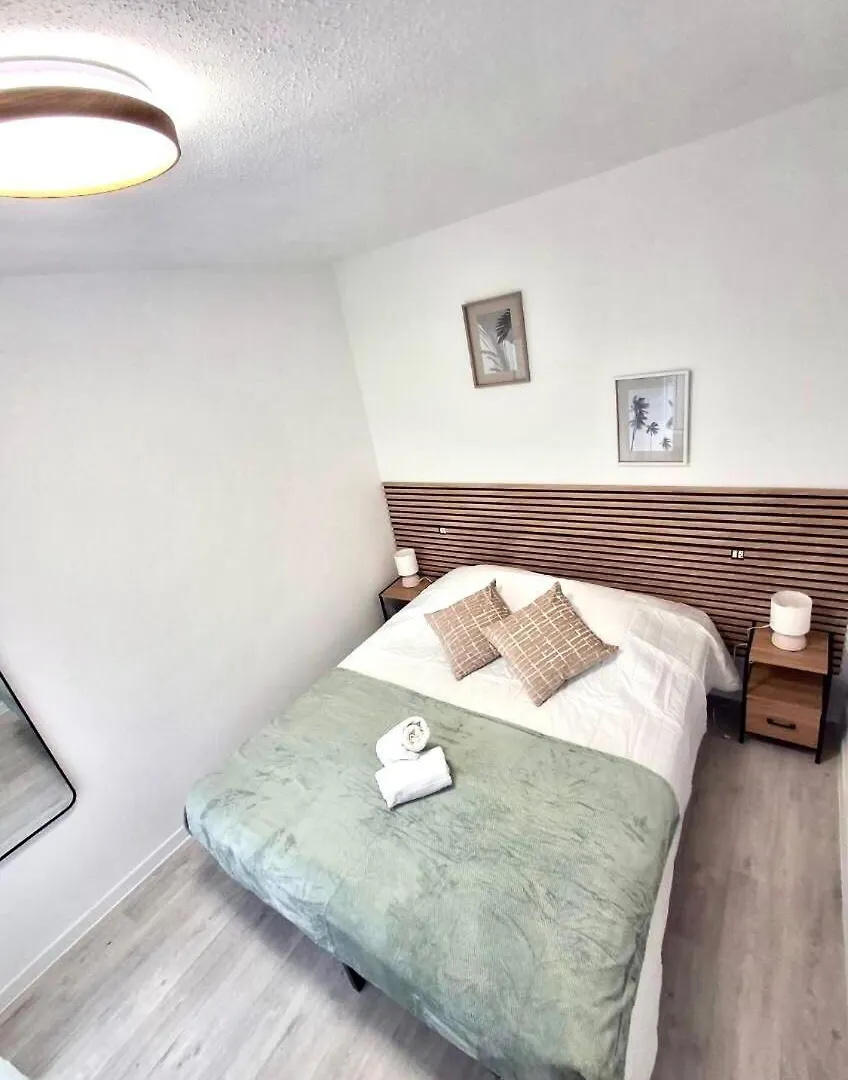 Appartement Spacieux A 450 M De La Plage Roses