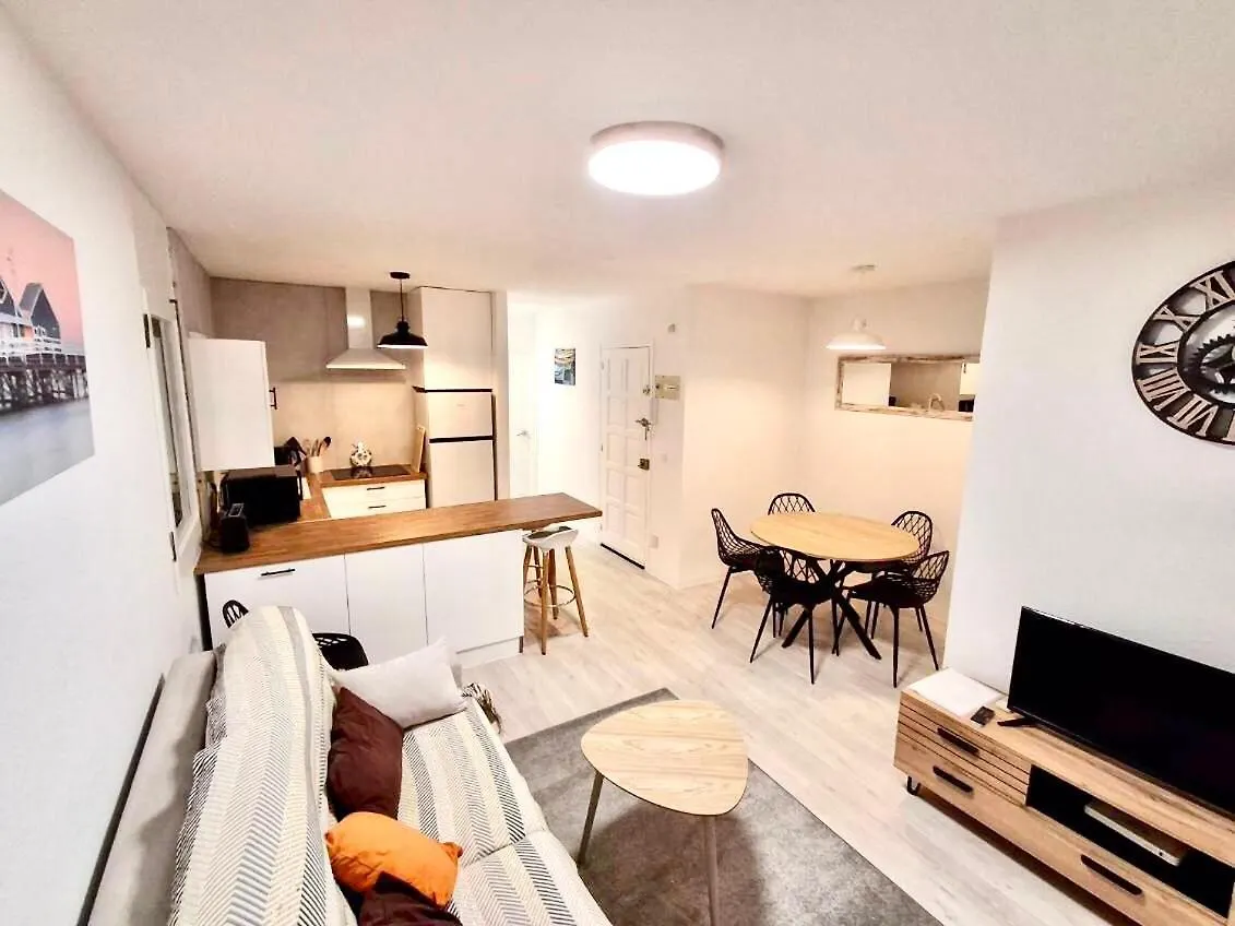 רוזס Appartement Spacieux A 450 M De La Plage