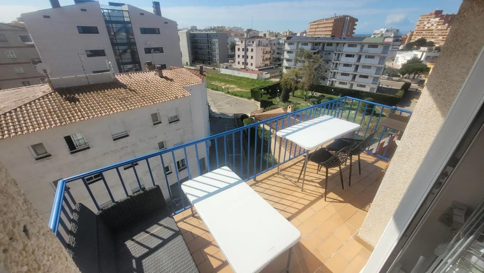 דירה רוזס Appartement Spacieux A 450 M De La Plage